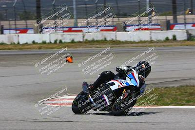 media/Apr-23-2022-Fastrack Riders (Sat) [[cb2d6ae73d]]/LEVEL 4/1PM TURN 6 OUTSIDE/